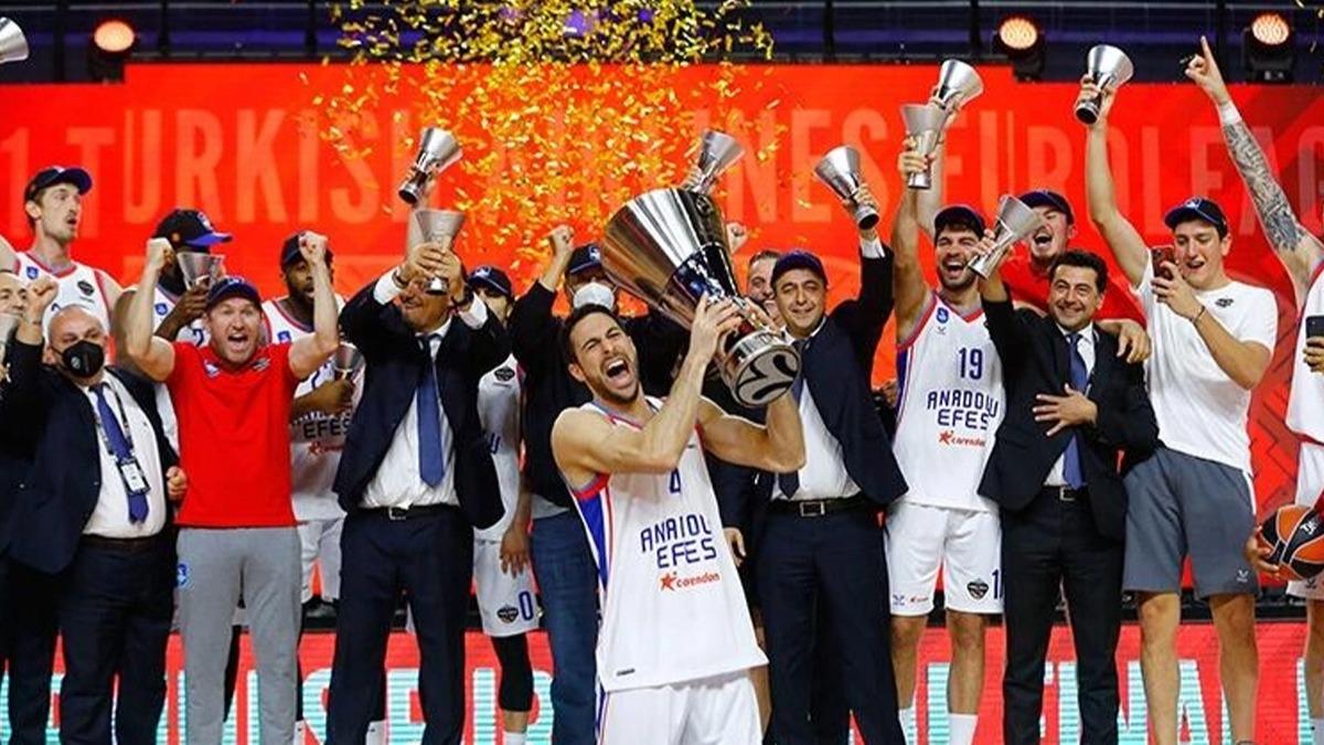 THY EuroLeague'de ampiyon Anadolu Efes