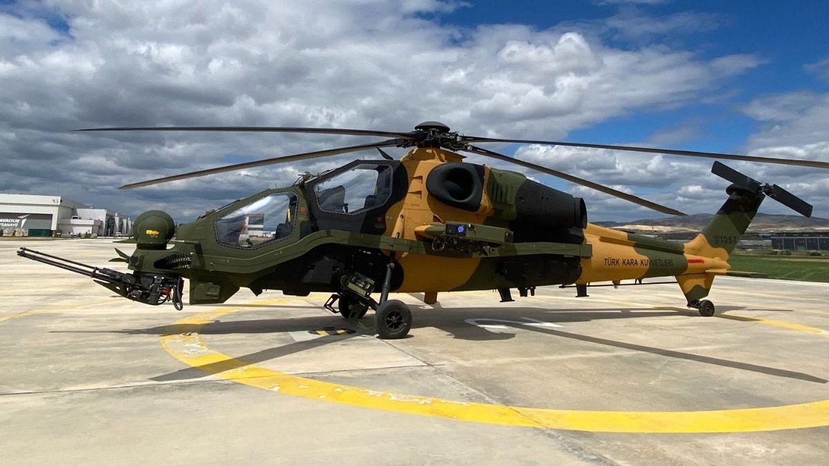 54'nc ATAK helikopteri Kara Kuvvetleri Komutanlnn envanterine girdi