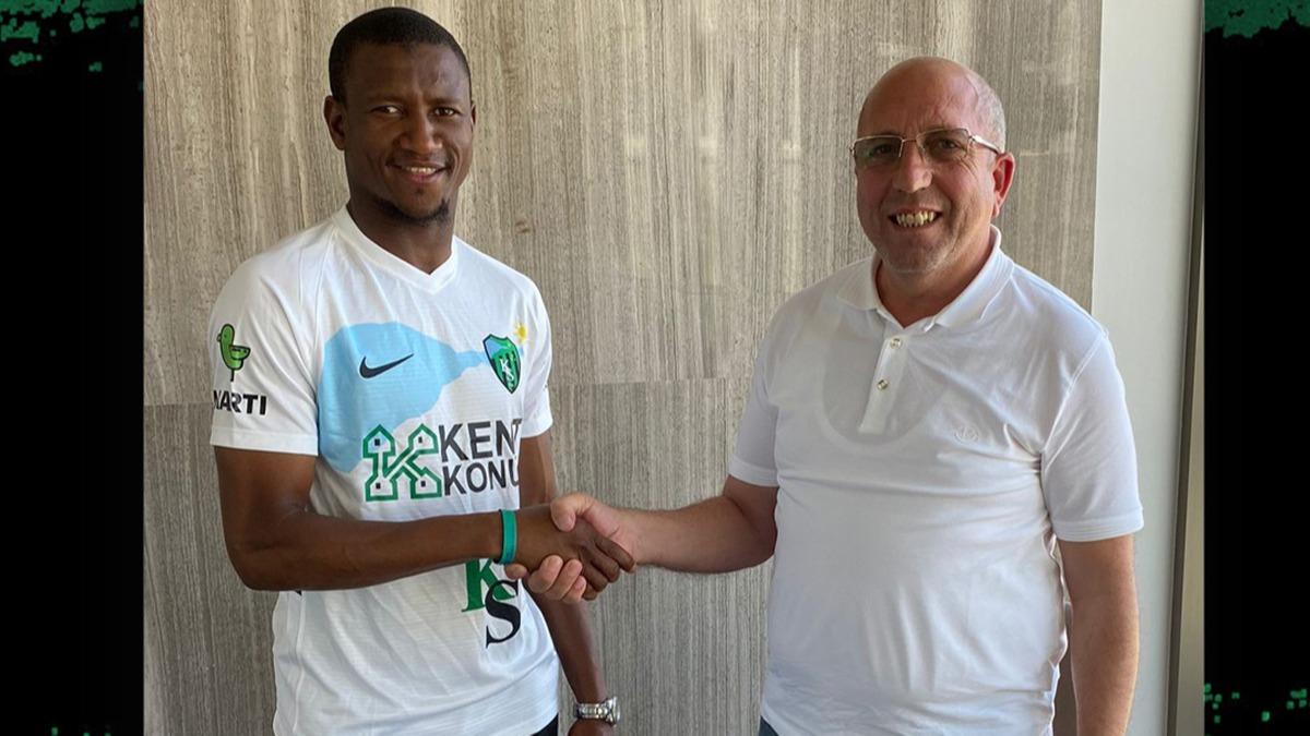 Kocaelispor'a Gineli sa bek