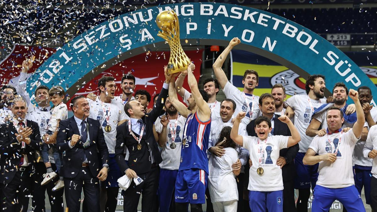 ING Basketbol Sper Ligi'nde ampiyon Anadolu Efes  oldu