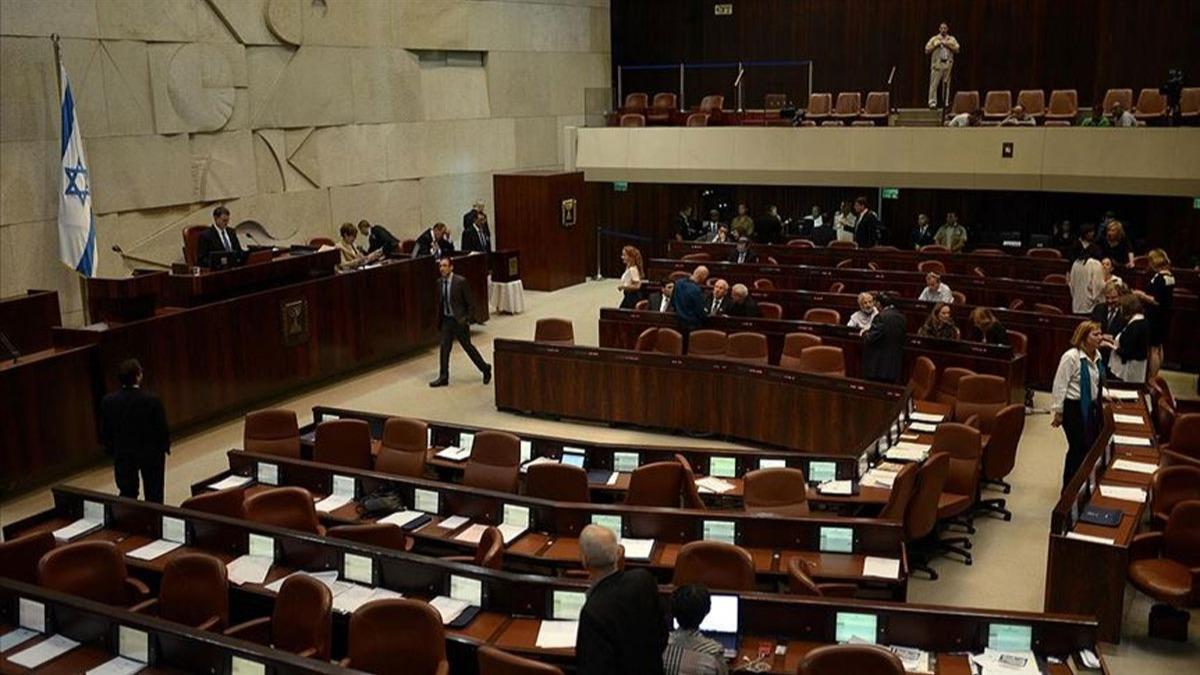 srail Meclis Bakan'n, gven oylamas tarihini aklamamas ''zaman kazanma'' taktii olarak deerlendirildi