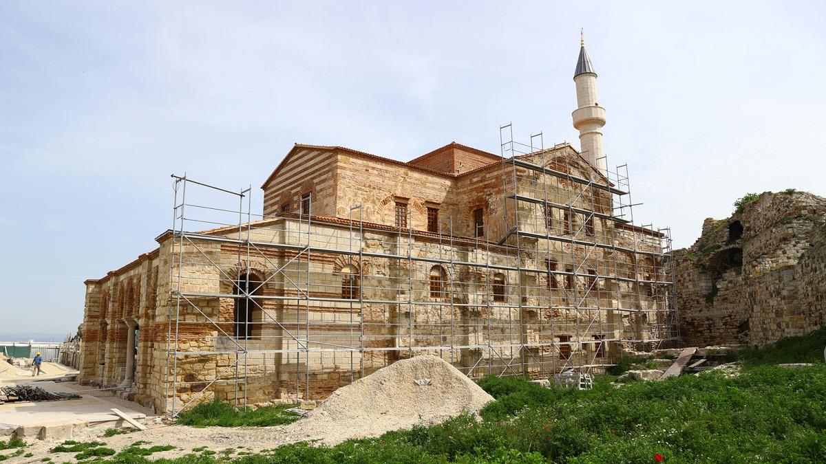 Fatih'in yadigar, 56 yl sonra yeniden ibadete alacak caminin restorasyonunda sona gelindi