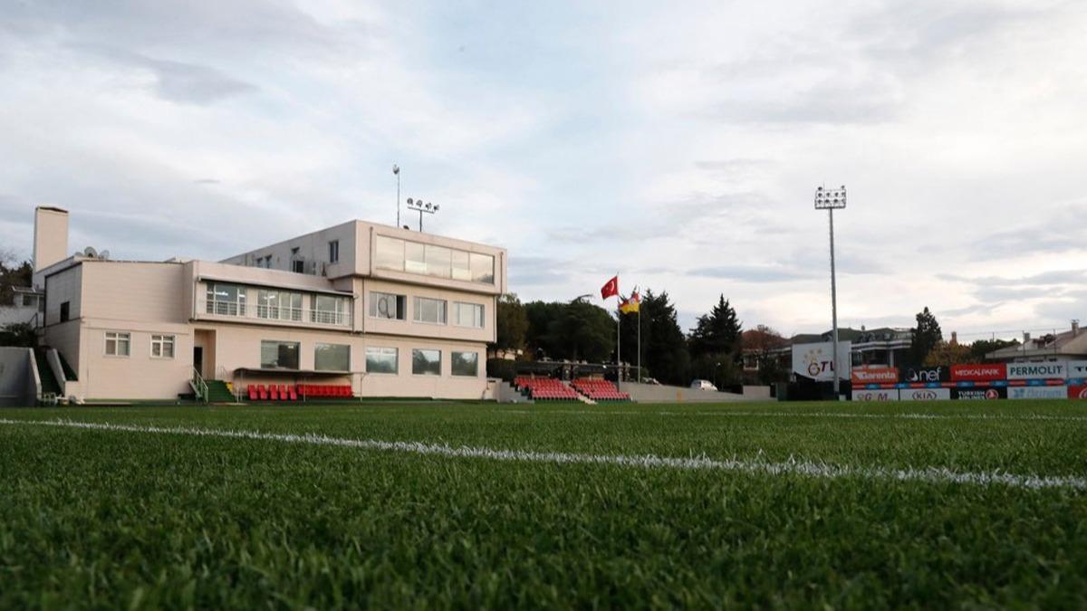 Galatasaray yeni sezonu yarn Florya'da ayor