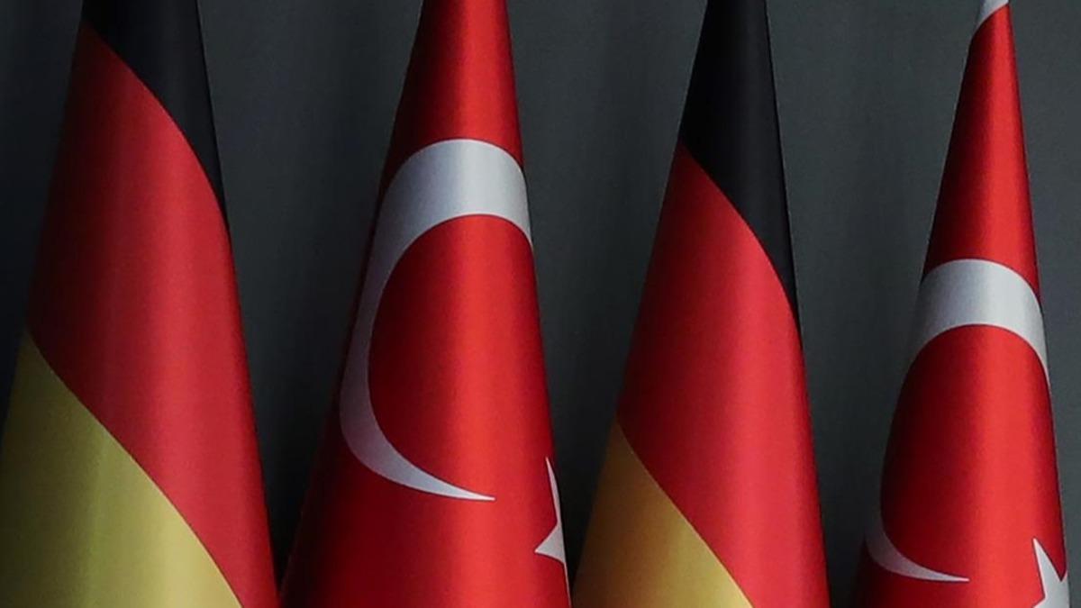 Almanya'dan Trkiye aklamas