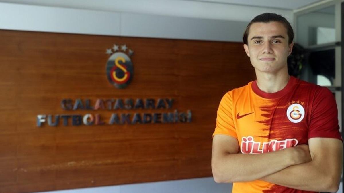 Sarper alar'dan Galatasaray'a ile 3 yllk imza