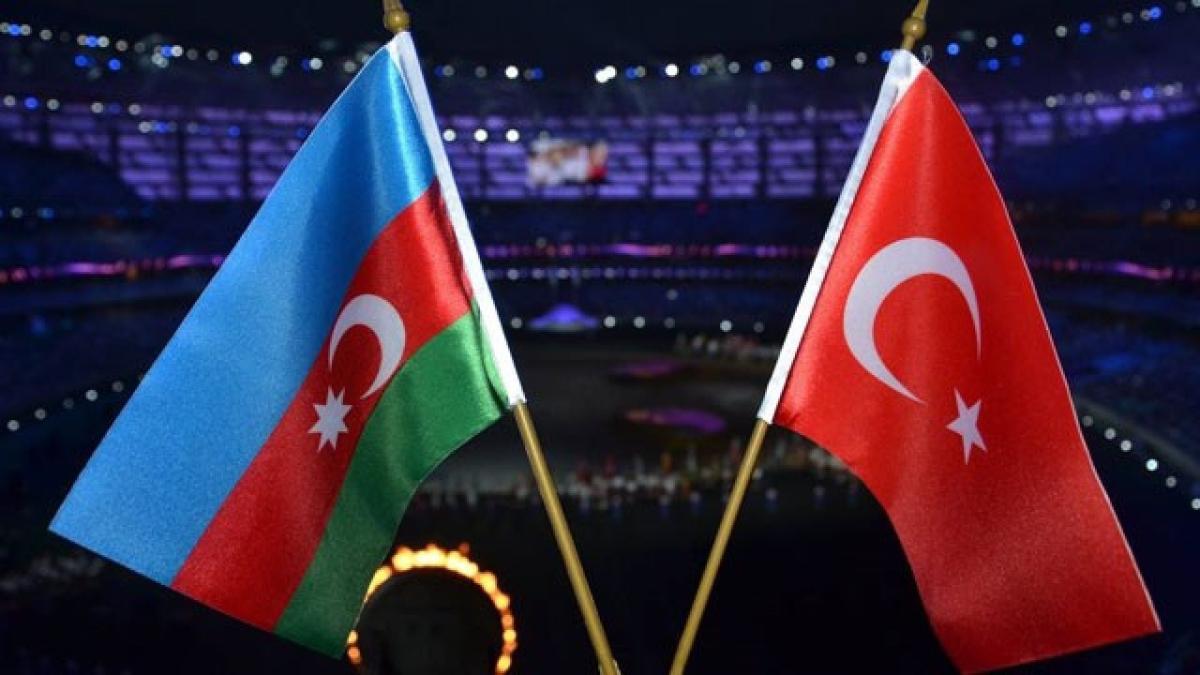 Trkiye ve Azerbaycan ilk defa isminde mttefiklik geen bir belge imzalad