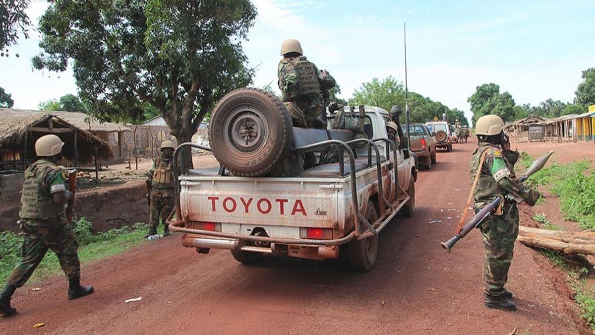 Burkina Faso'da silahl saldr: 11 polis ld Burkina Faso'da silahl saldr: 11 polis ldrld