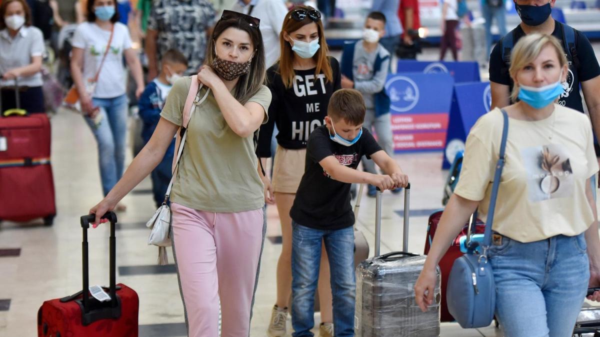 Rusya Turizm Ajans'ndan tur irketlerine ''Trkiye kstlamalar nedeniyle oluan borlar kapatn'' tavsiyesi