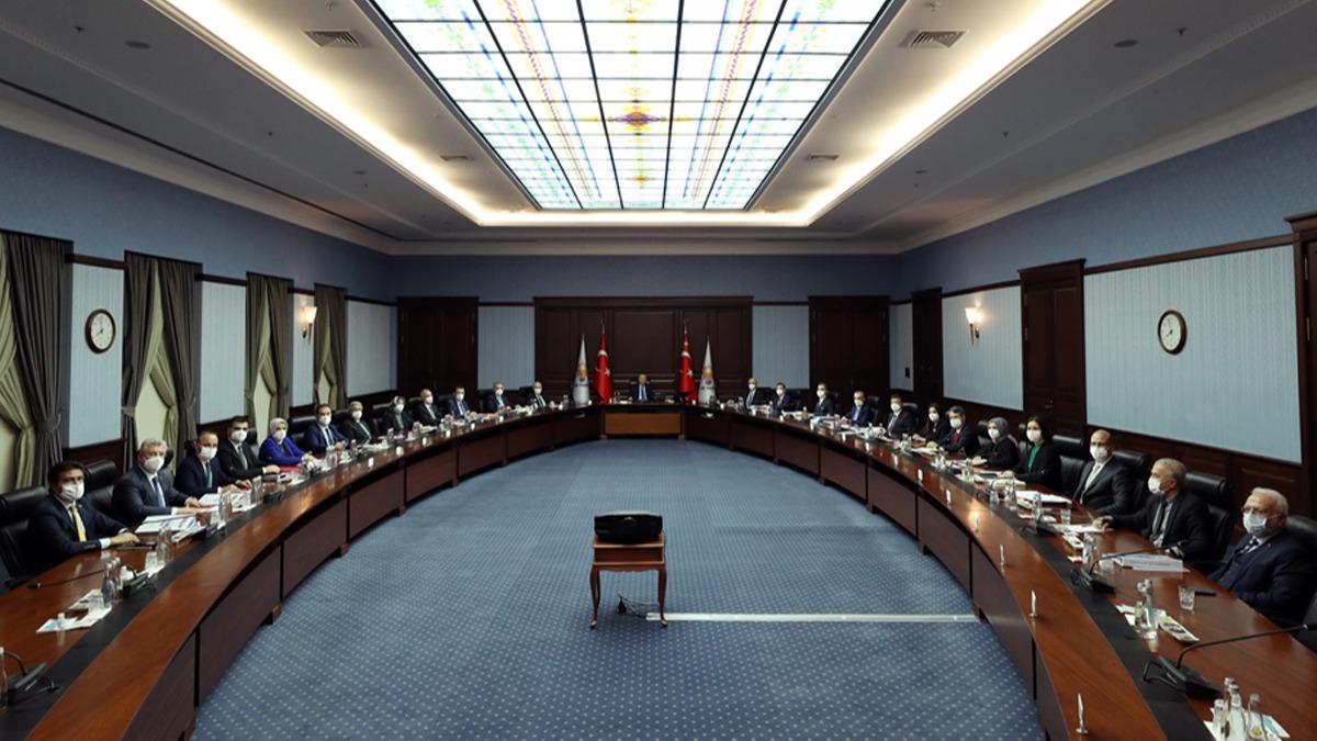 AK Parti MYK toplants sona erdi 