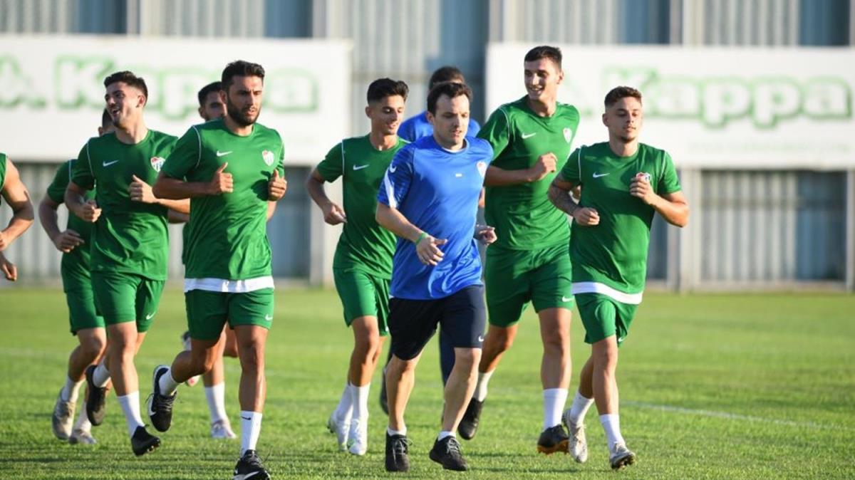 Bursaspor'da yeni sezon almalar balad