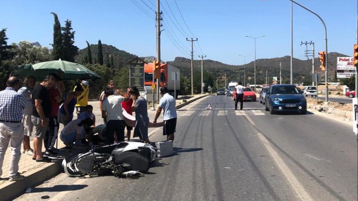 Otomobille arpan motosikletin srcs hayatn kaybetti