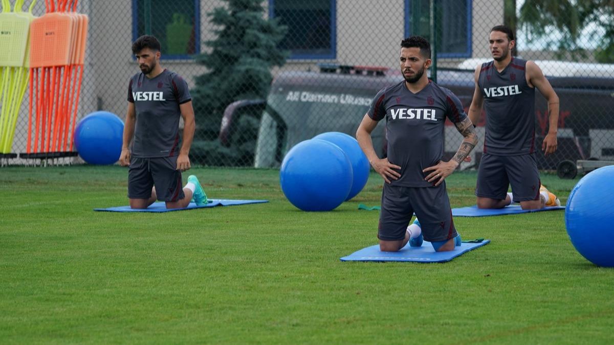 Trabzonspor yeni sezon iin sahaya indi