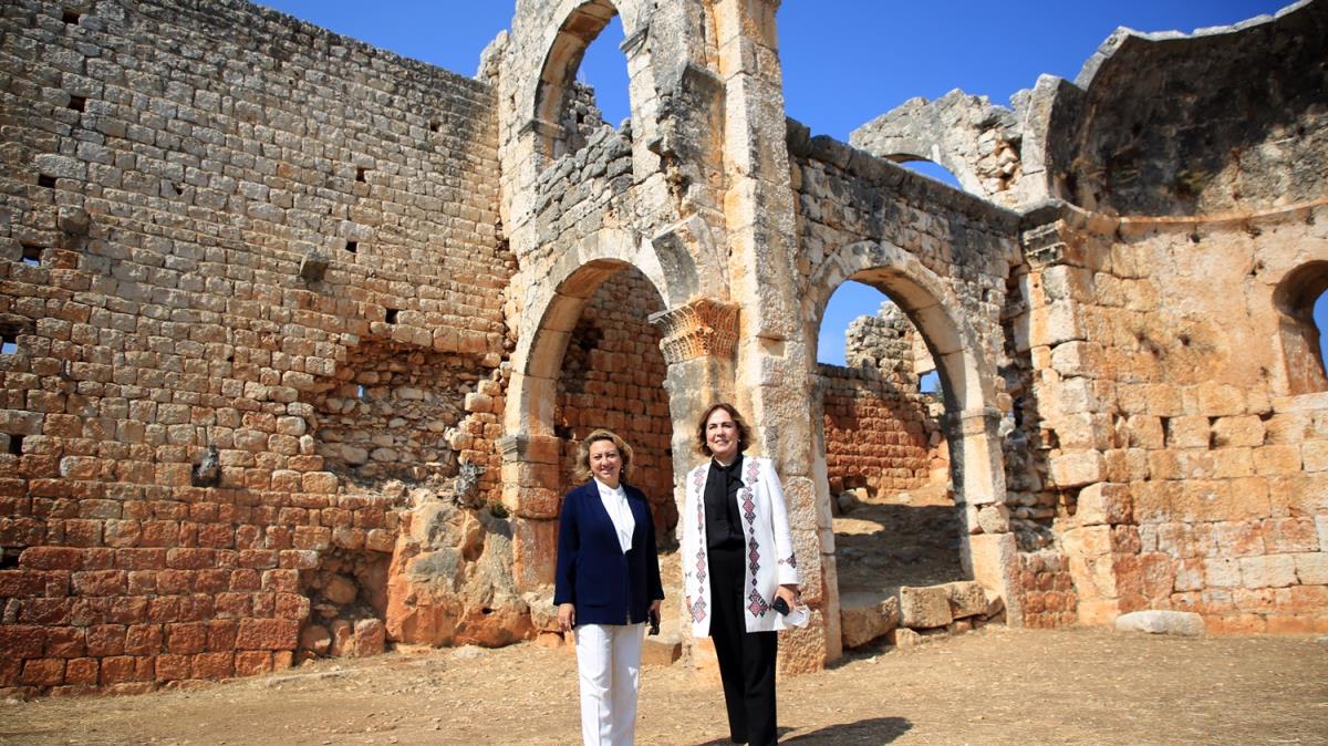 Kltr ve Turizm Bakan Yardmcs Yavuz Mersin'deki tarihi ve turistik alanlarda inceleme yapt