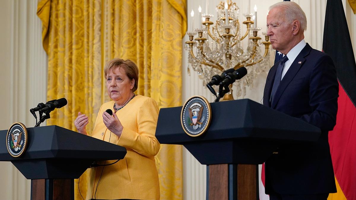Merkel'den Afganistan aklamas: Grnmesini istediimiz gibi bir ulus ina edemedik