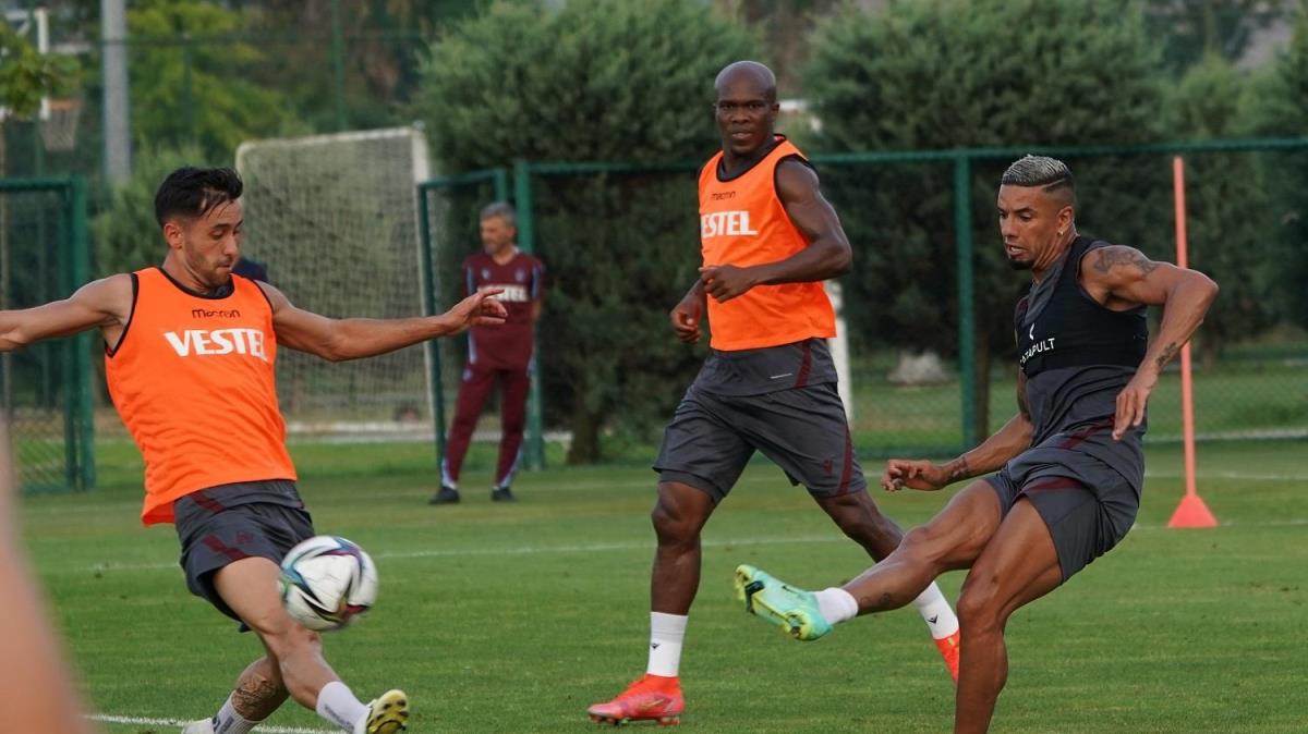 Trabzonspor yeni sezon almalarna stanbul'da devam ediyor