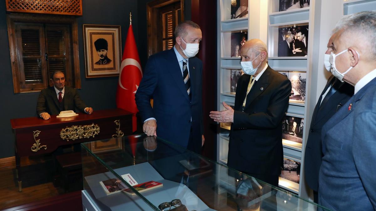 Cumhurbakan Erdoan, Lefkoa'da Alparslan Trke'in doduu mze eve ziyarette bulundu 