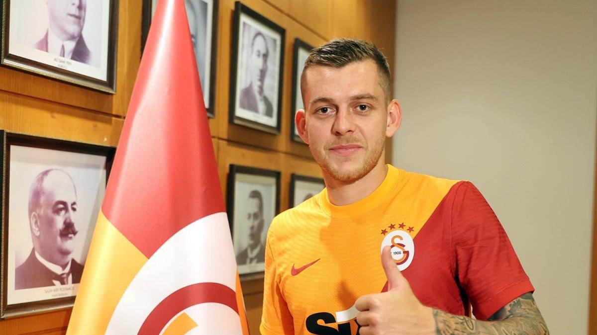 Galatasaray'n yeni transferi Cicaldau: ''Hagi ve Popescu'yu mahcup etmeyeceim''