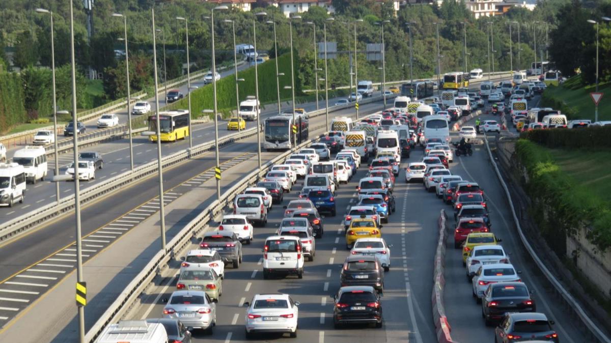 stanbul'da trafik younluu