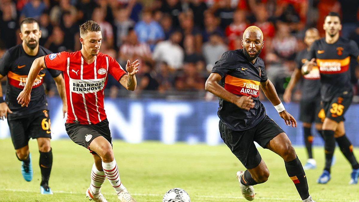 Galatasaray, PSV ile 5-1'in rvanna kyor 