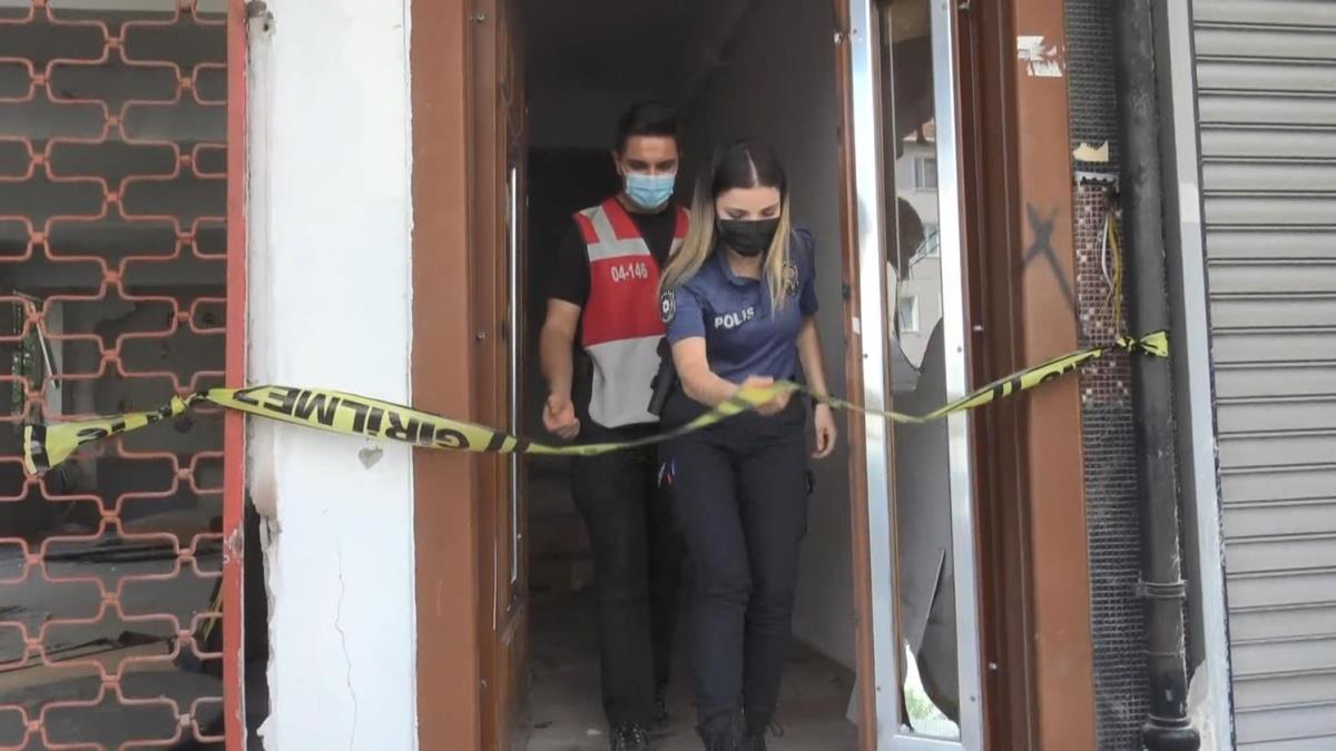 Kentsel dnm kapsamnda boaltlan binada erkek cesedi bulundu
