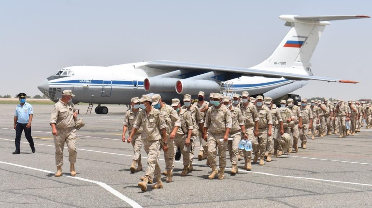 zbekistan'n Afganistan snrnda Rusya-zbekistan ortak askeri tatbikat balad
