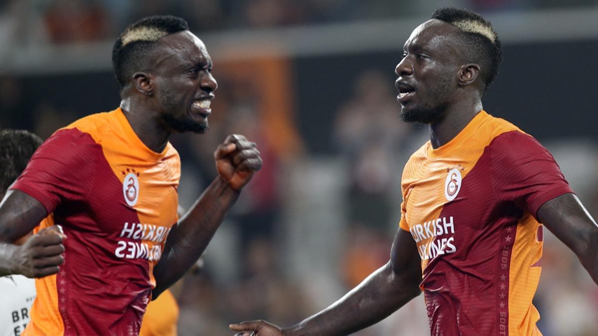 Galatasaray'a Mbaye Diagne piyangosu! Srpriz teklif ve ayrlk...