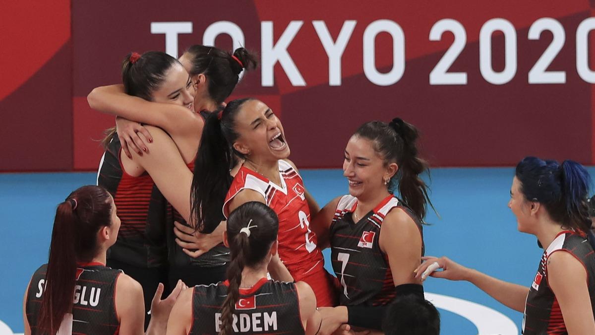 A Milli Kadn Voleybol Takm'nn eyrek finalde rakibi Gney Kore oldu