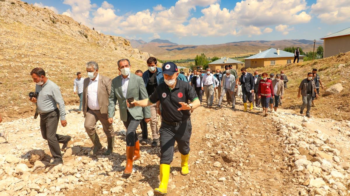 Van'da meydana gelen sellerde evlerini kaybeden vatandalar iin TOK inaatlara balayacak