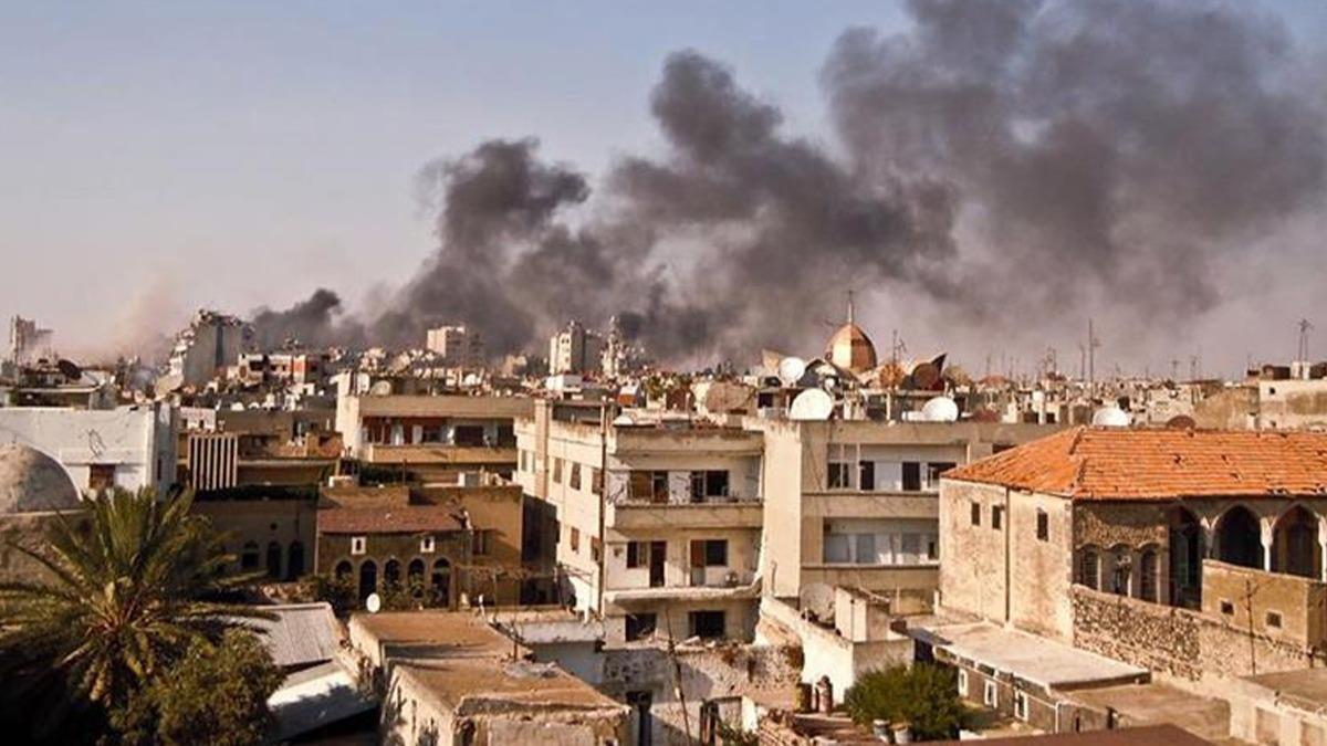Suriye'nin Bab ilesinde terr rgt YPG/PKK'nn fzeli saldrsnda 2 kii hayatn kaybetti 