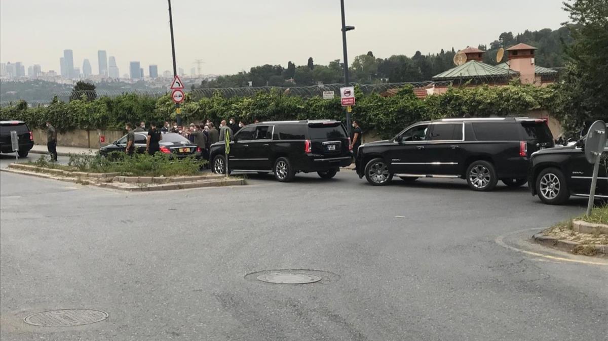 Bakan Erdoan makam aracn durdurarak vatandalarla sohbet etti
