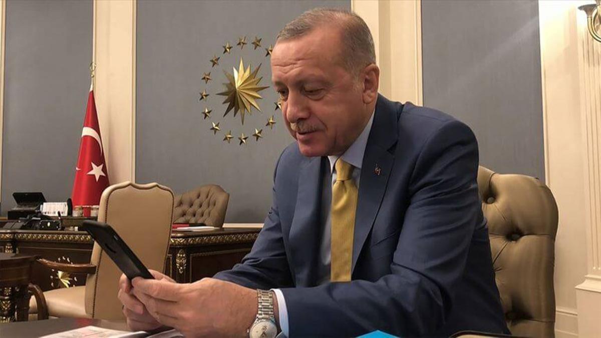 Cumhurbakan Erdoan'dan olimpiyat ampiyonu Busenaz Srmeneli'ye tebrik telefonu