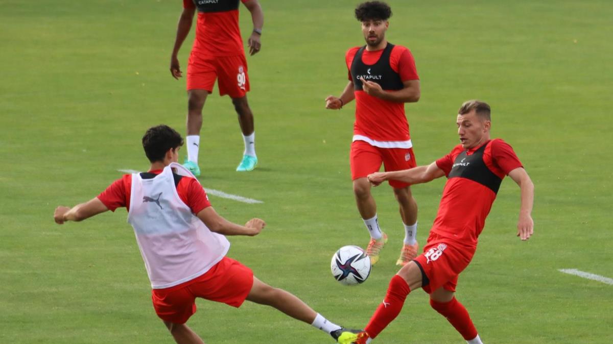 Sivasspor'da Dinamo Batumi mesaisi