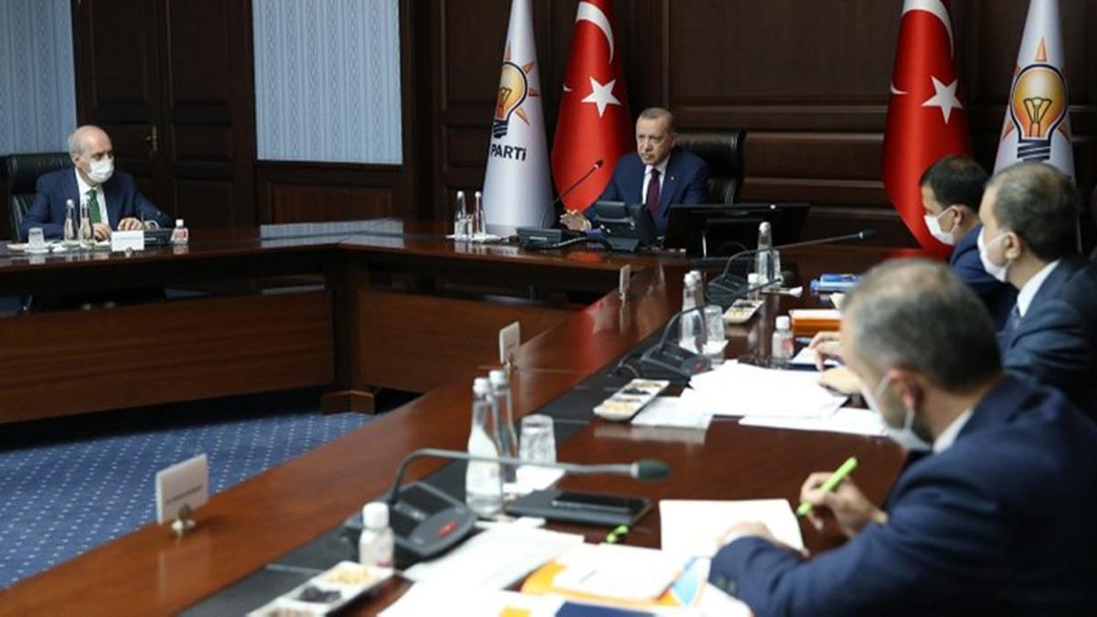 Bakan Erdoan'dan kritik toplant