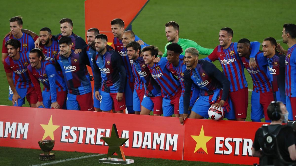 Messi'siz Barcelona ilk kupasn ald