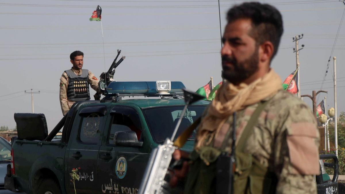 Afganistan'da son 24 saatte 12 vilayette Taliban ile atma yaand