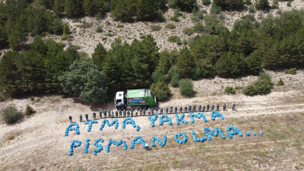 Bakent'te orman yangnlaryla mcadele iin 'cam ie toplama timi' kuruldu