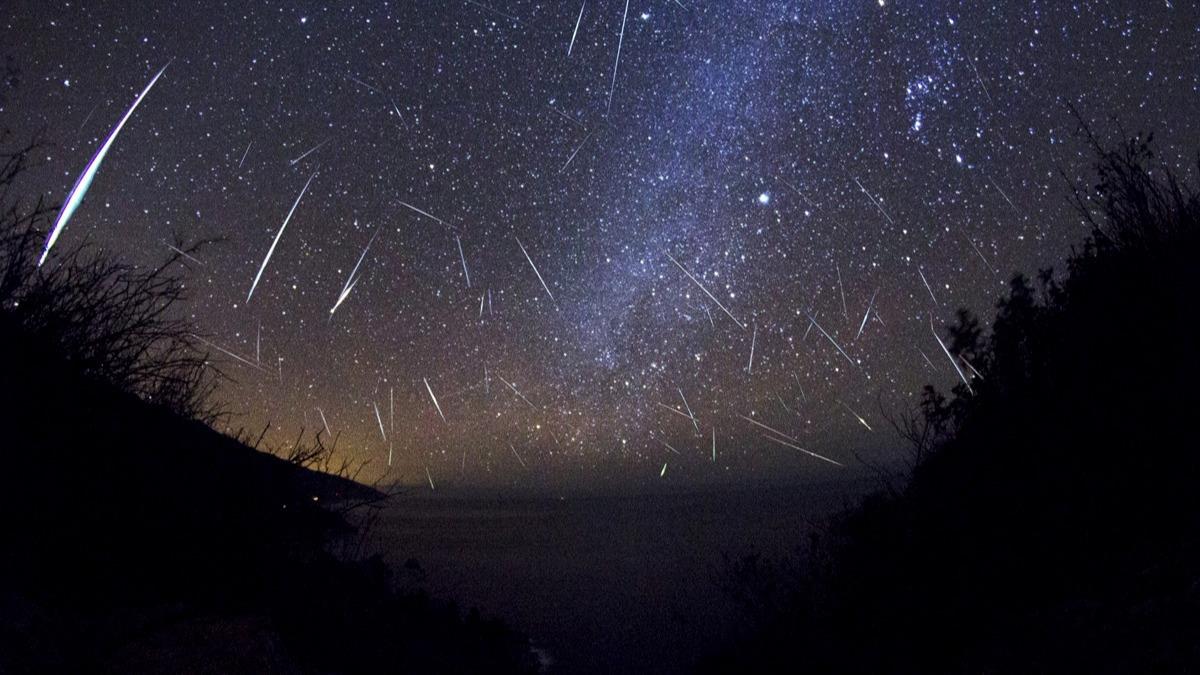 Perseid meteor yamuru 2021 ne zaman? Meteor yamuru nereden izlenir?