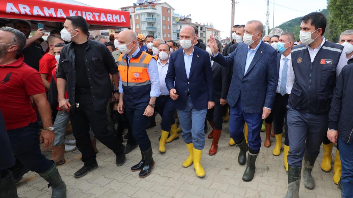 Cumhurbakan Erdoan, afet blgesi ilan edilen yerler ile buralarda verilecek desteklerin ayrntlarn paylat