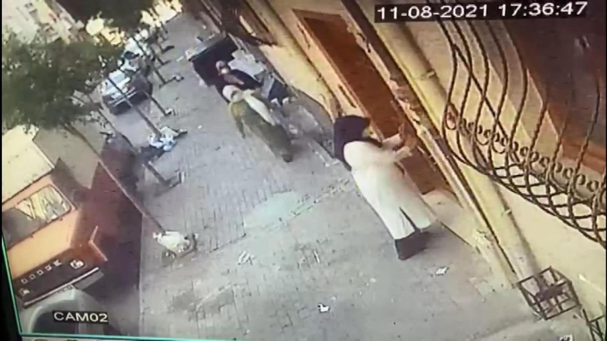 Zekat getirdik dediler! 5 lirasn aldlar