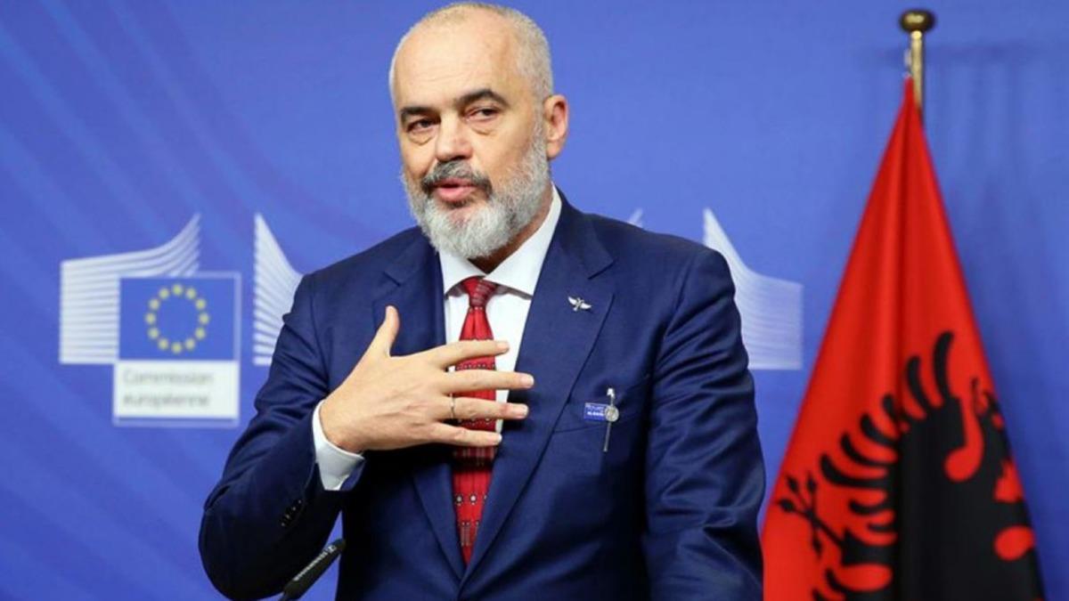 Arnavutluk'tan Afganistan aklamas: Biz, tartmasz hayr demeyeceiz