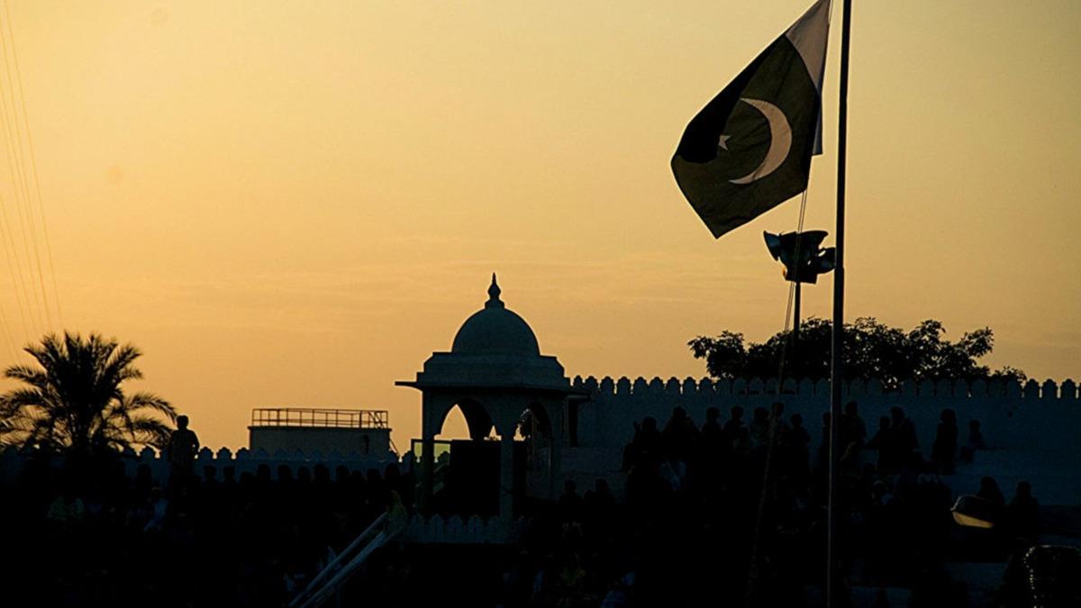 Pakistan'dan Afganistan aklamas: Yakndan takip ediyoruz 