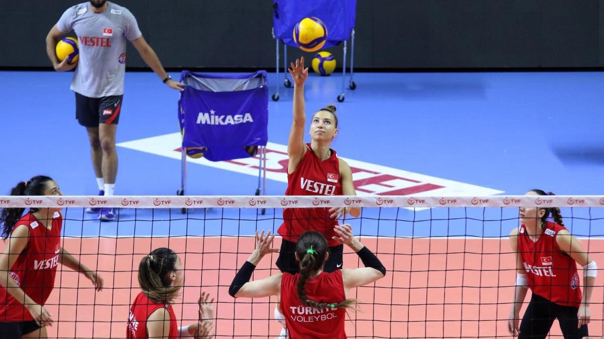 Trkiye A Milli Kadn Voleybol Takm Avrupa ampiyonas'na hazr