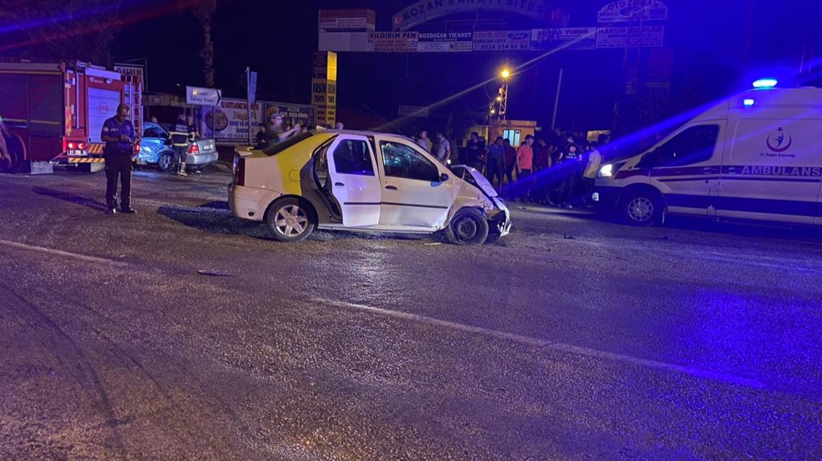 Adana'da trafik kazas: 8 yaral  
