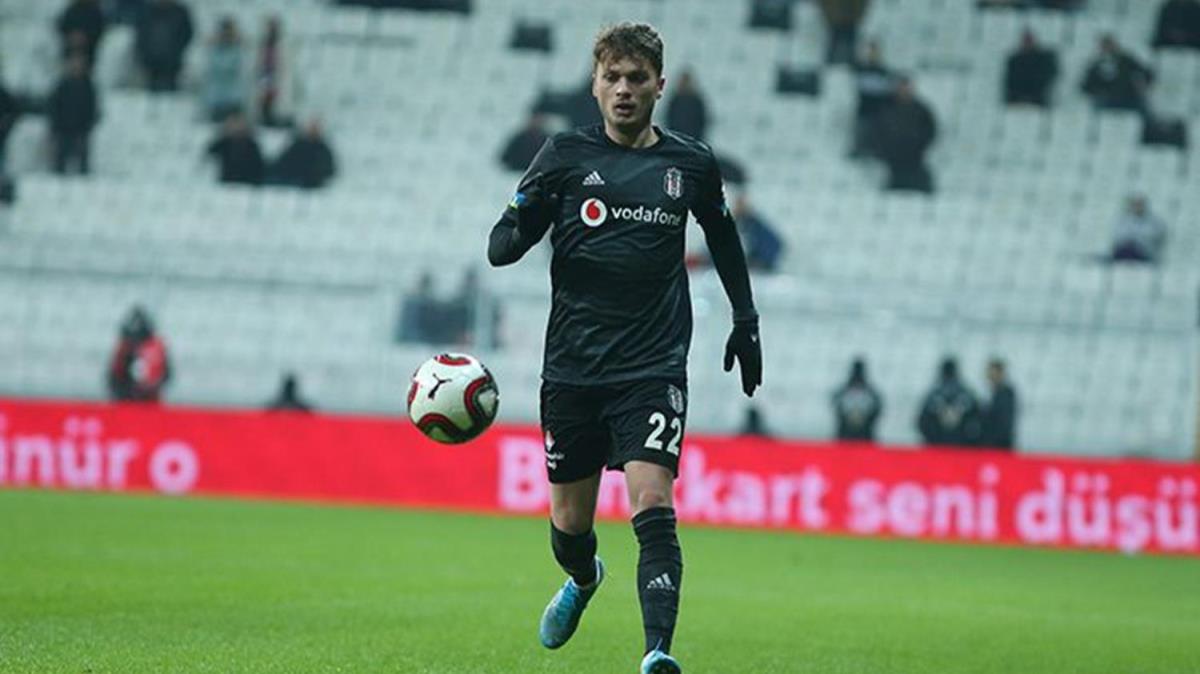 Beikta'tan Adem Ljajic aklamas