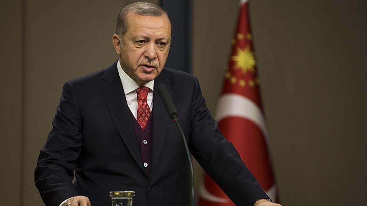 Cumhurbakan Erdoan'dan ehidin ailesine basal