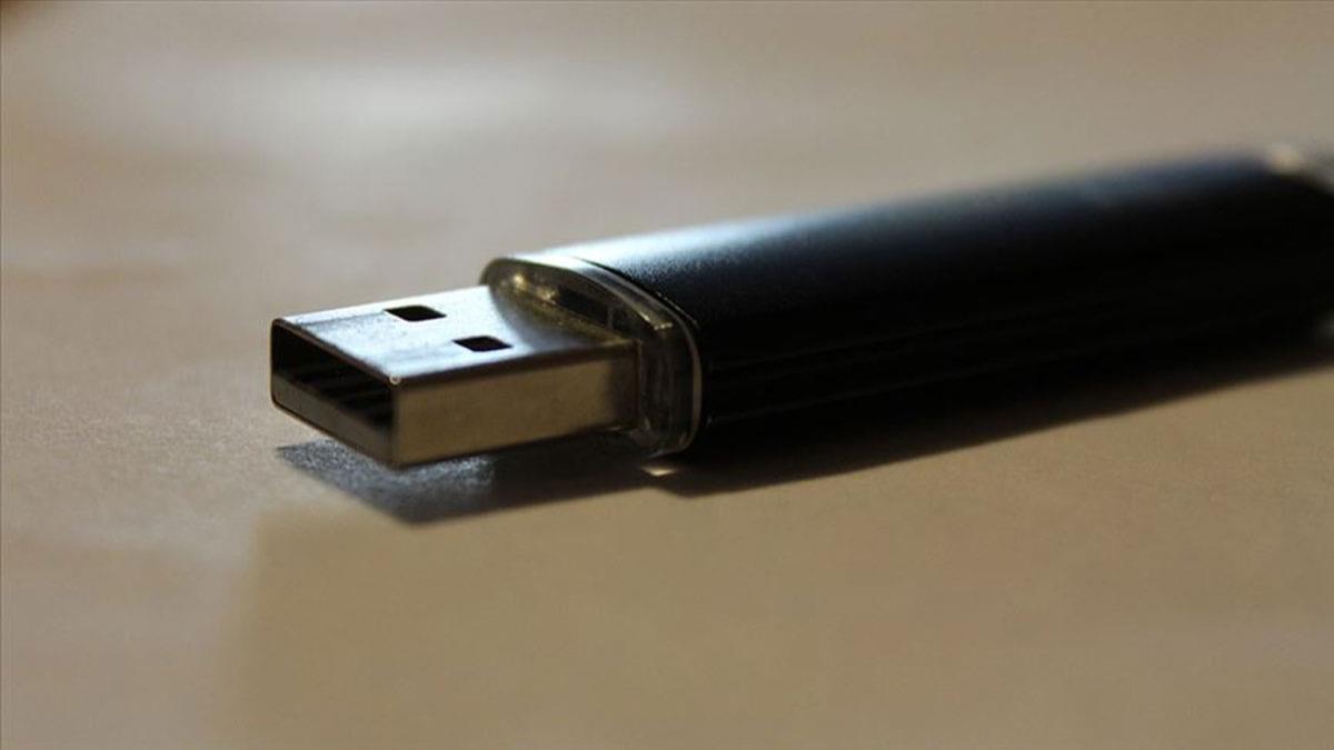 FET'nn mahrem imam devletin gizli bilgilerini ''solucan USB'' ile ele geirmi