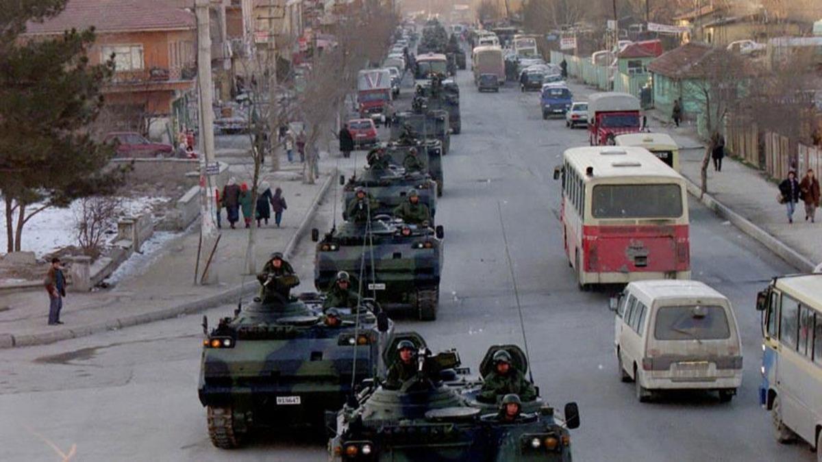 Darbeci 3 general tutuklanarak cezaevine gnderildi