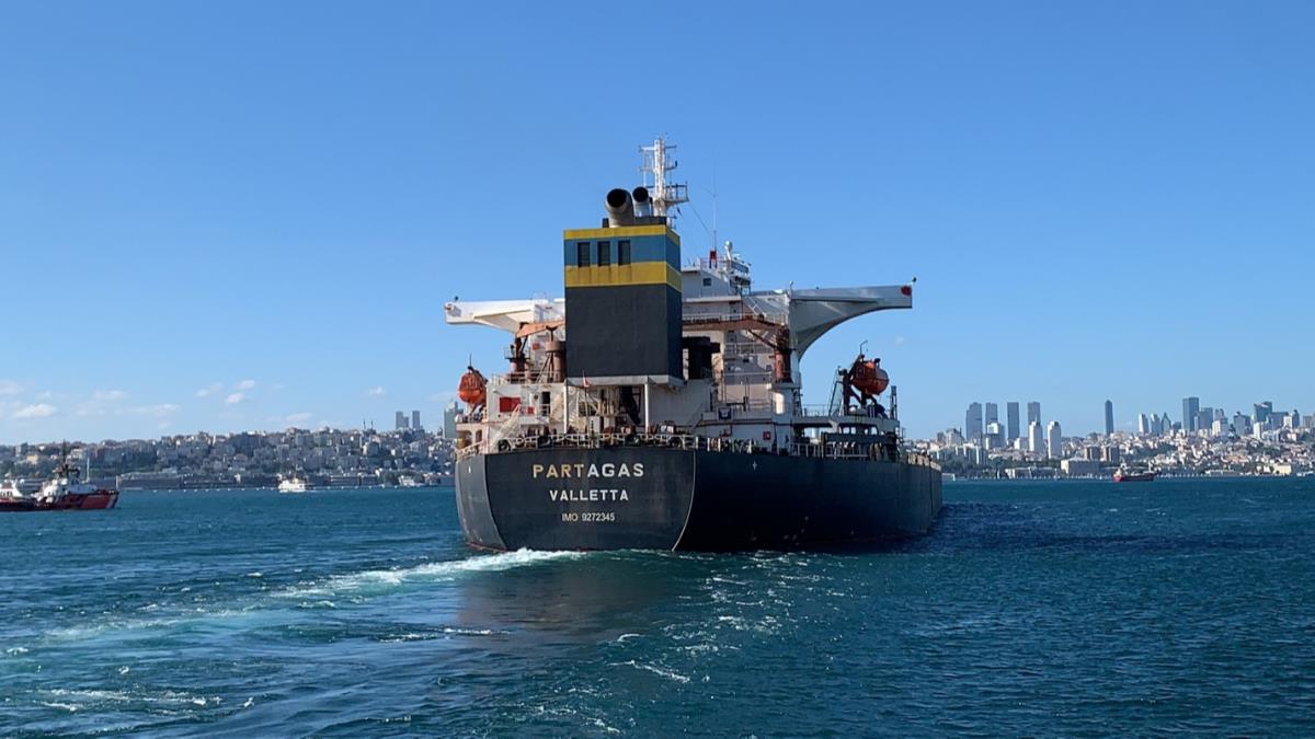 Malta bandral 289 metrelik yk gemisi boazdan geti