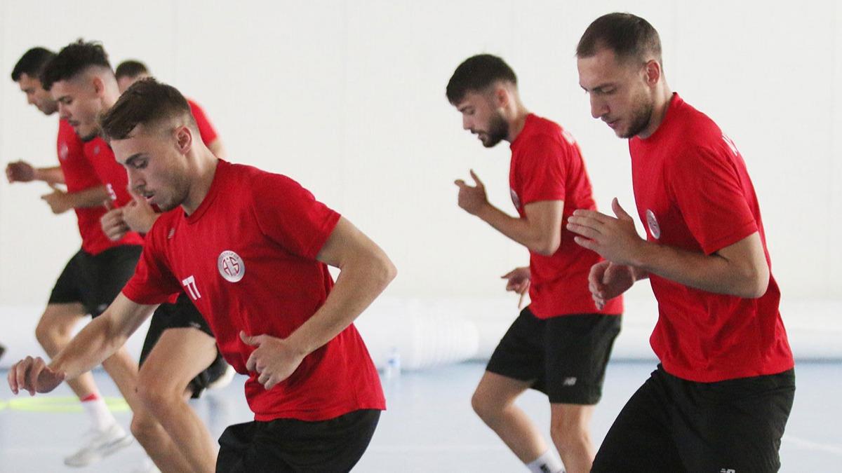 Antalyaspor, Fenerbahe mann taktiini alt
