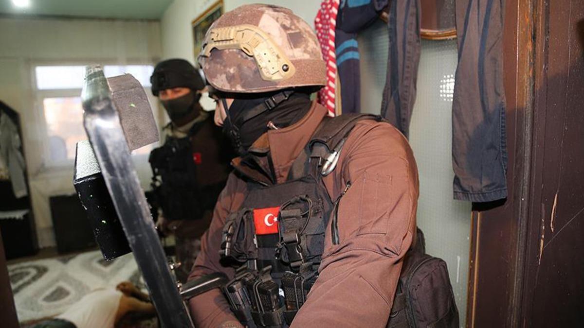 Metruk yapya operasyon: 25 gmen yakaland